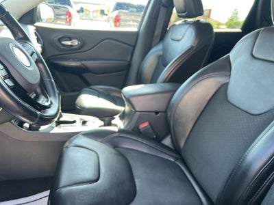 2020 Jeep Cherokee Altitude