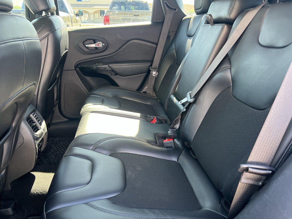 2020 Jeep Cherokee Altitude