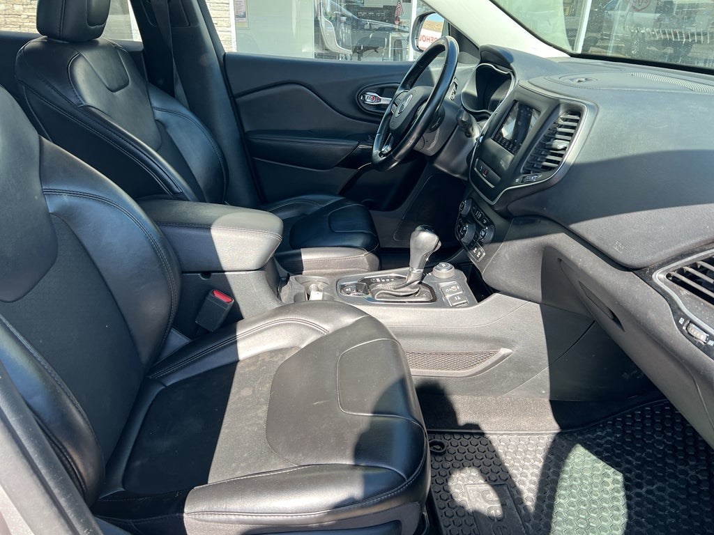 2020 Jeep Cherokee Altitude
