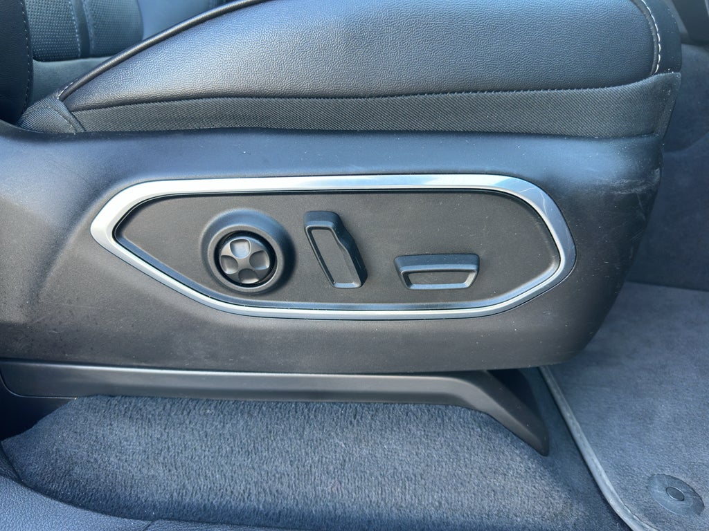 2025 Jeep Wagoneer L L
