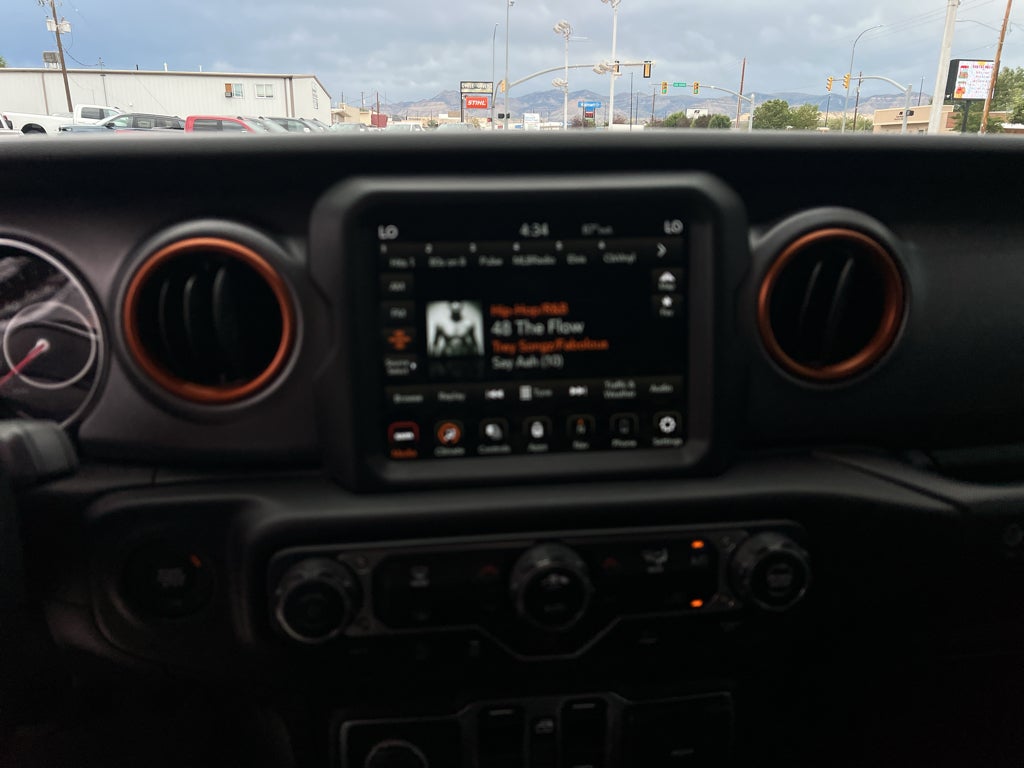 2020 Jeep Gladiator Mojave