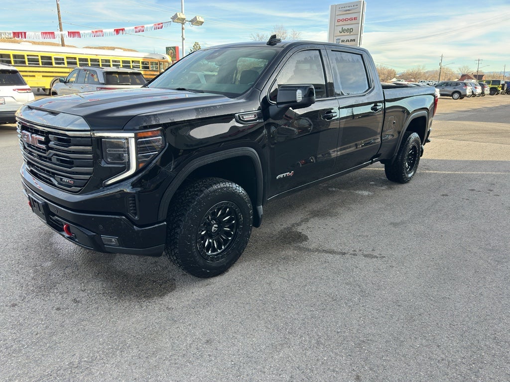 2023 GMC Sierra 1500 AT4