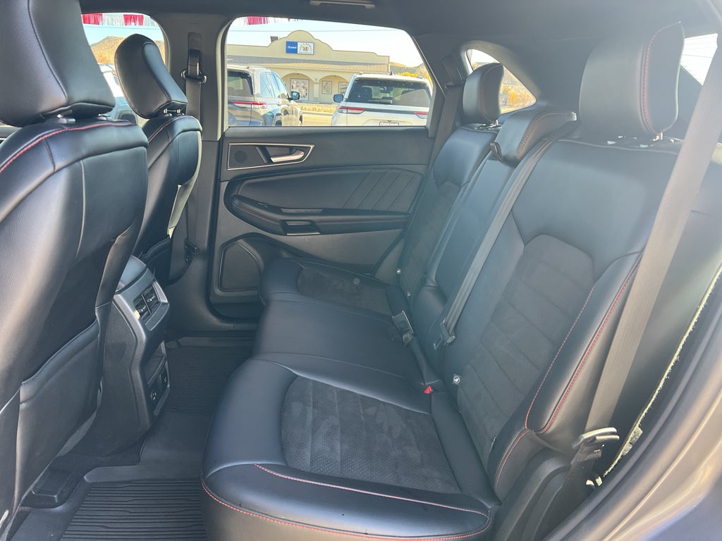 2022 Ford Edge ST-Line