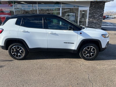 2024 Jeep Compass Trailhawk
