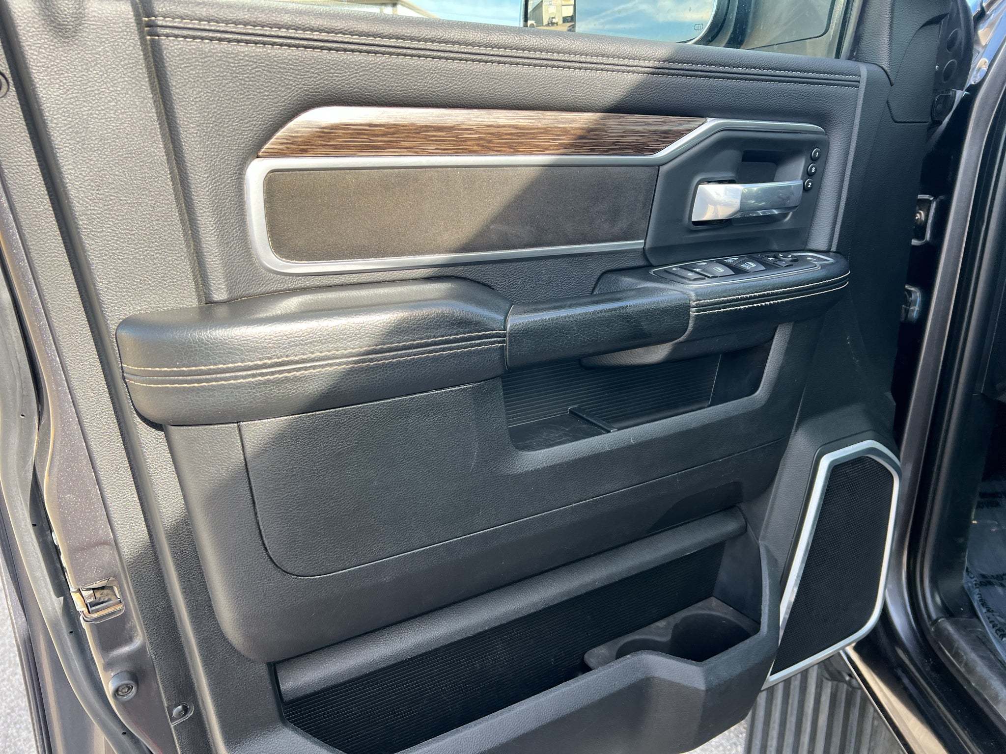 2020 RAM 3500 Laramie