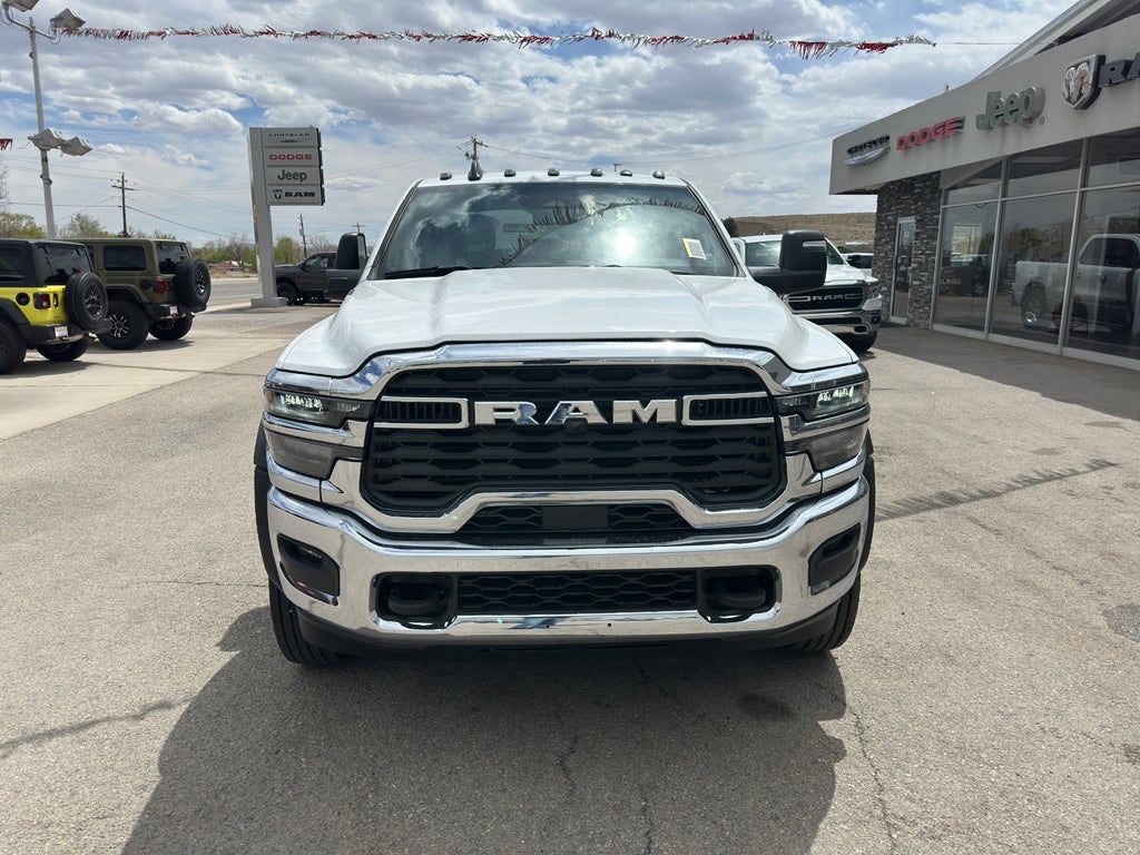 2025 RAM 5500 Chassis Tradesman