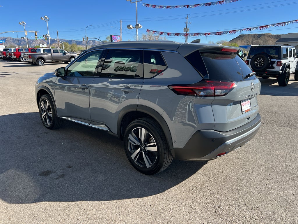 2023 Nissan Rogue SL
