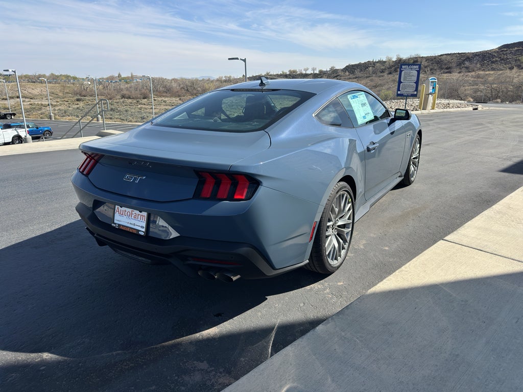 2026 Ford Mustang GT Premium Fastback