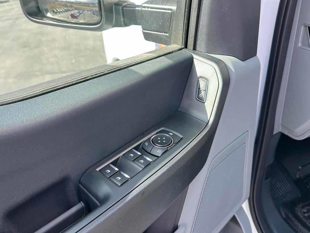 2025 Ford F-350 F-350® XL