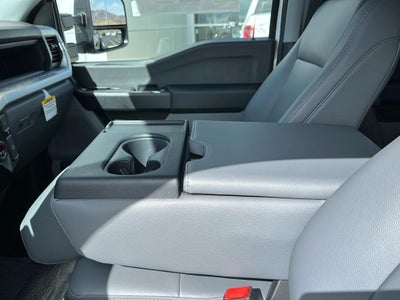 2025 Ford F-350 F-350® XL