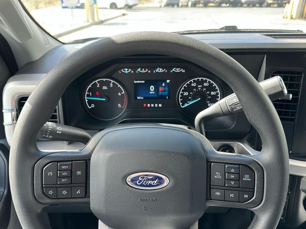 2025 Ford F-350 F-350® XL