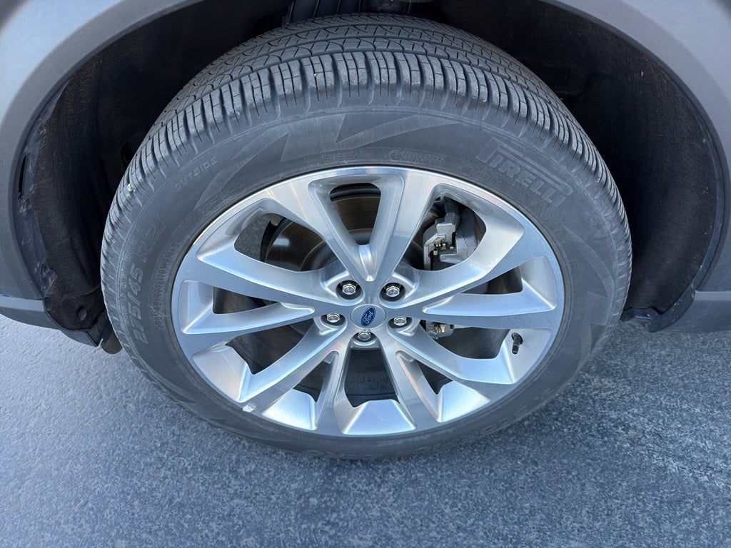 2023 Ford Explorer Platinum