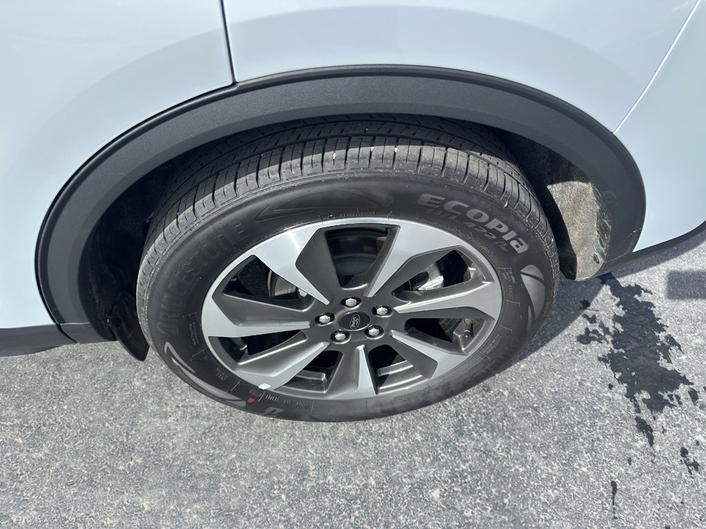 2025 Ford Escape Platinum