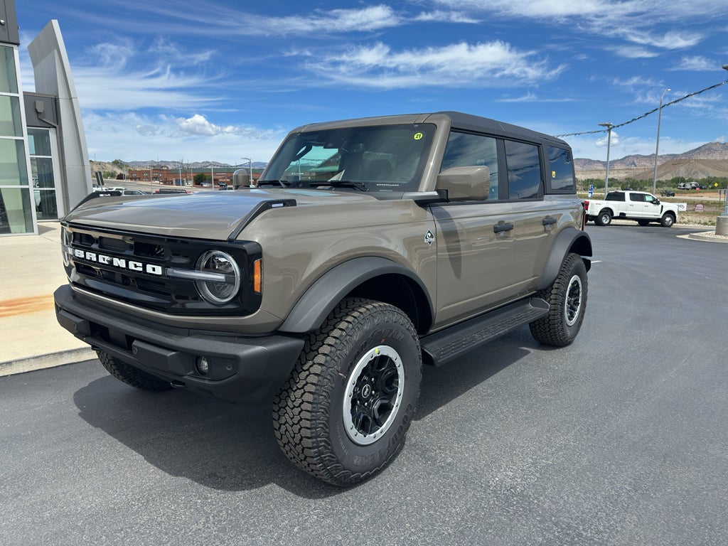 2026 Ford Bronco Outer Banks®