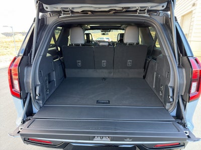 2026 Ford Expedition MAX MAX Platinum®