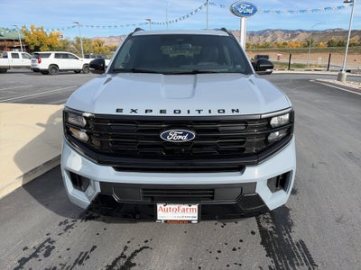 2027 Ford Expedition MAX Platinum