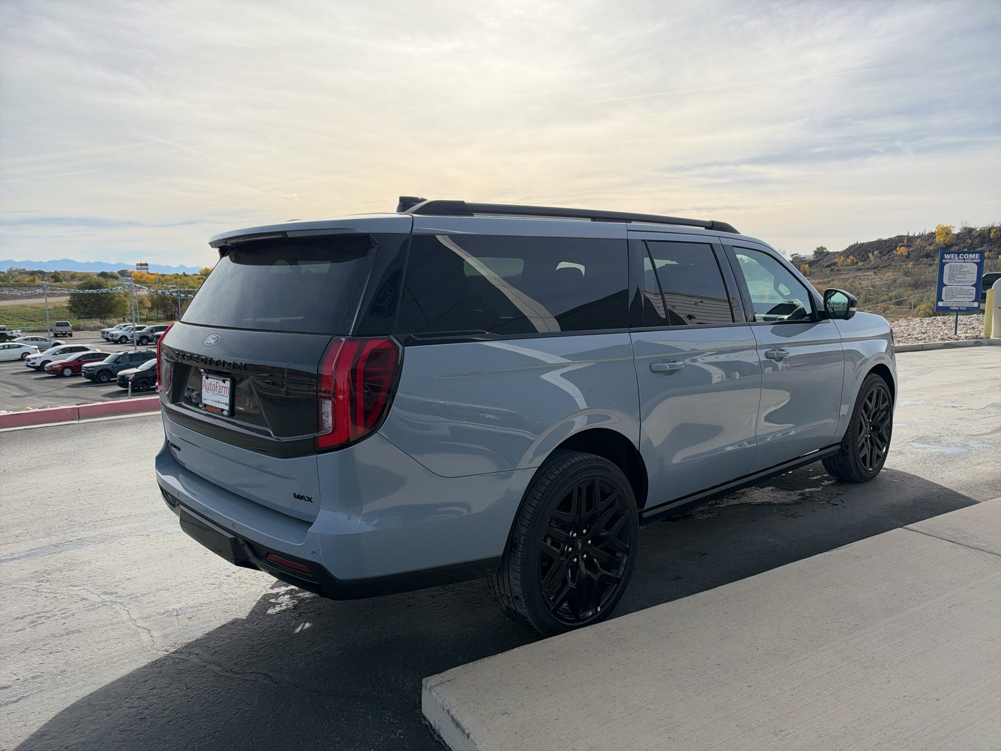 2027 Ford Expedition MAX Platinum