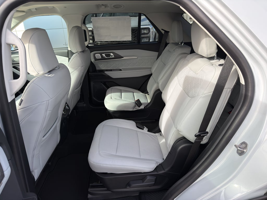 2026 Ford Explorer Platinum™