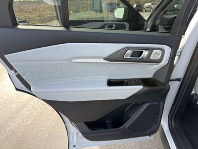 2026 Ford Explorer Platinum™