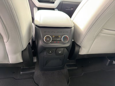 2026 Ford Explorer Platinum™