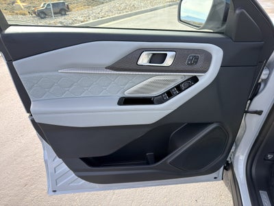 2026 Ford Explorer Platinum™