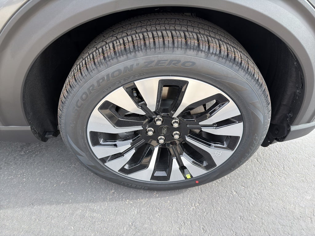 2026 Ford Explorer Platinum™