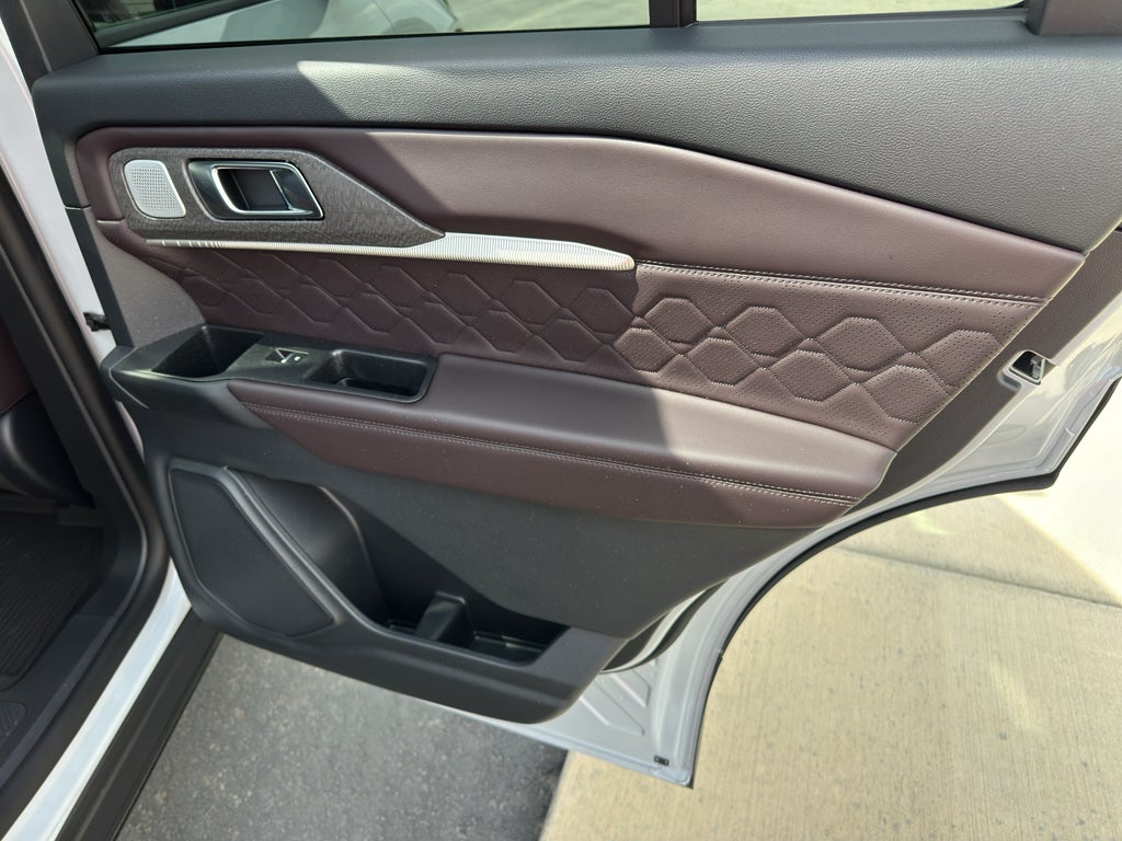 2026 Ford Explorer Platinum™