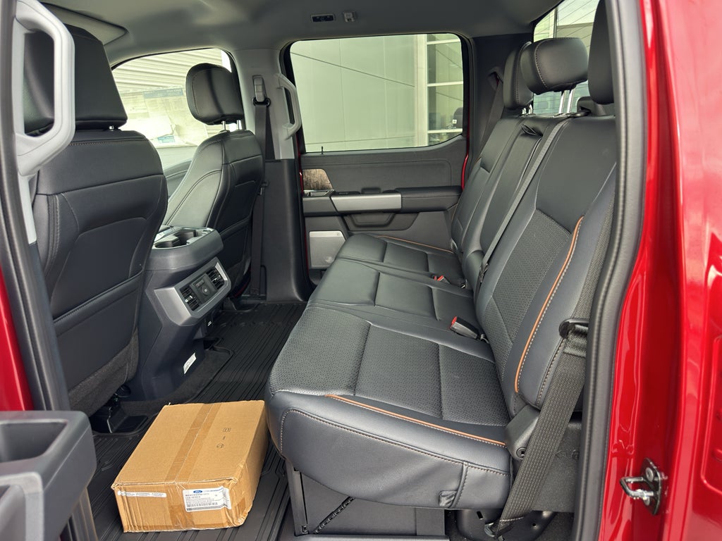 2026 Ford F-350 F-350® Lariat®