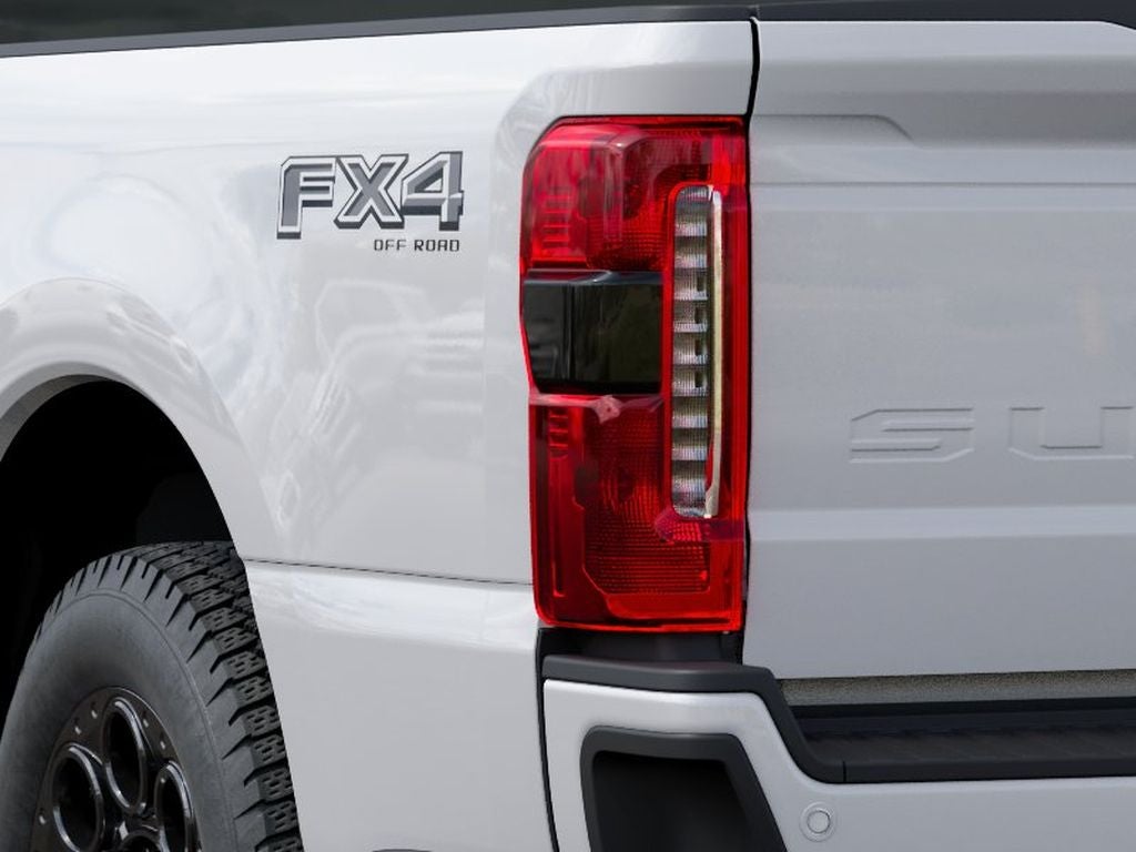 2027 Ford F-350 F-350® Lariat®
