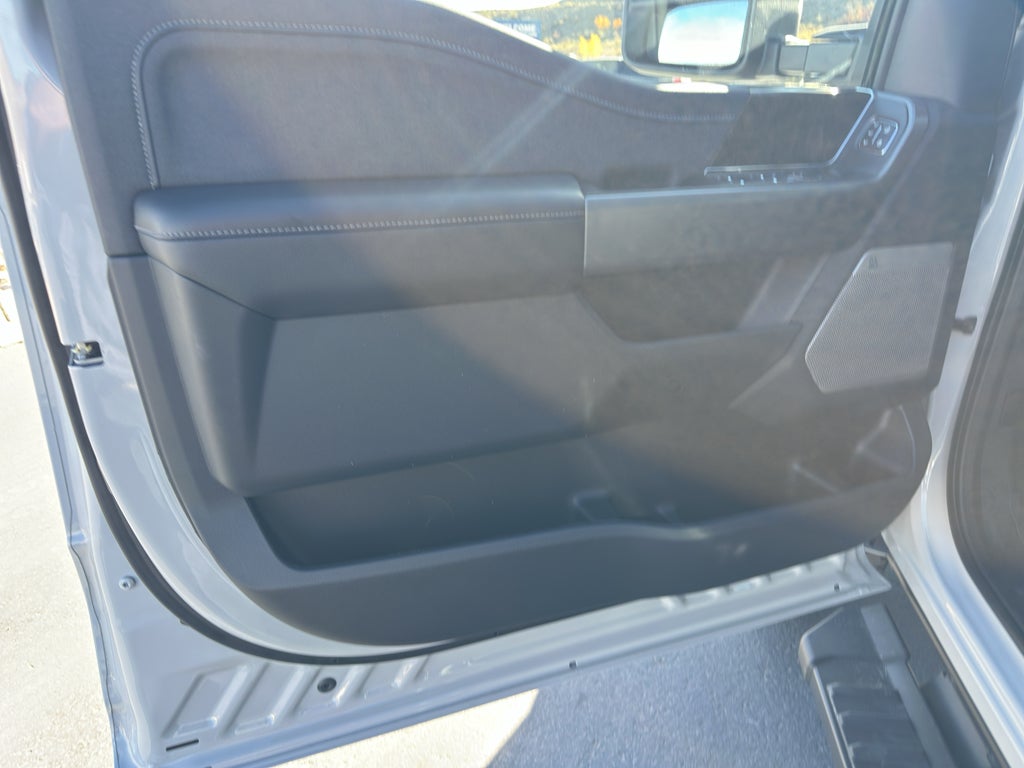 2026 Ford F-350 F-350® Lariat®