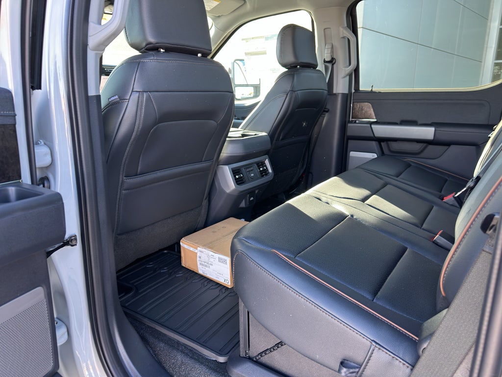 2026 Ford F-350 F-350® Lariat®