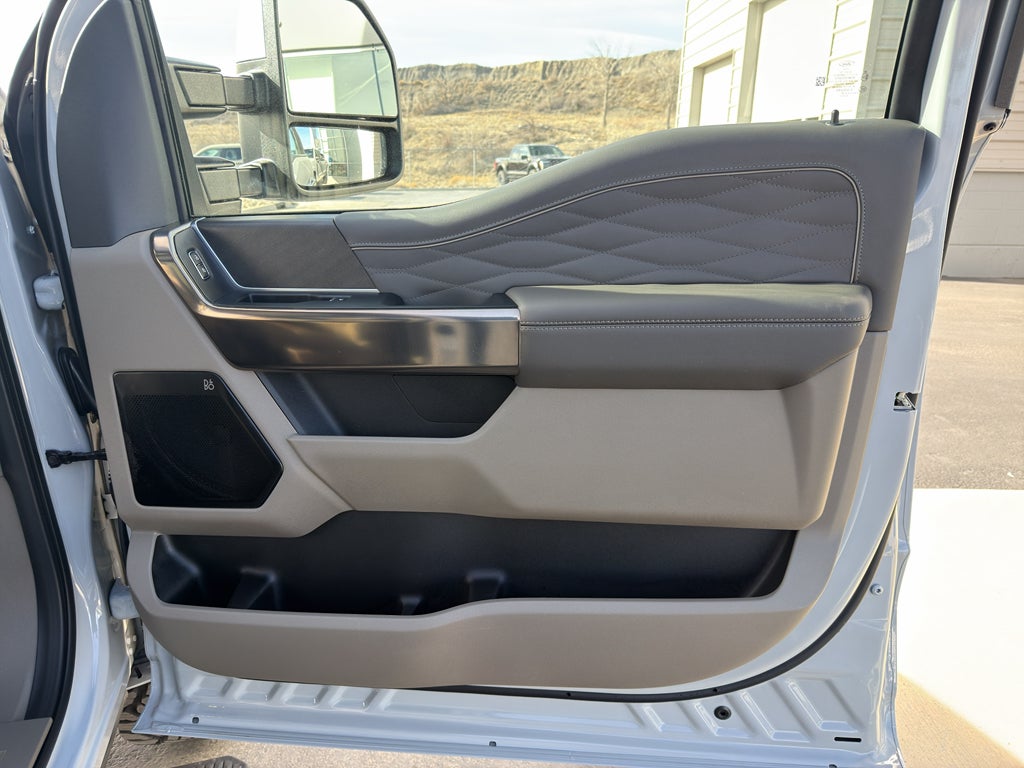 2026 Ford F-350 Platinum