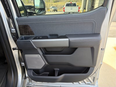 2027 Ford F-350 F-350® Lariat®