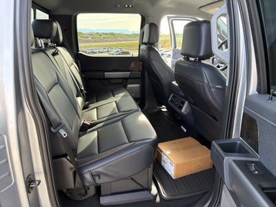 2027 Ford F-350 F-350® Lariat®