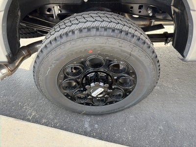 2027 Ford F-350 F-350® Lariat®