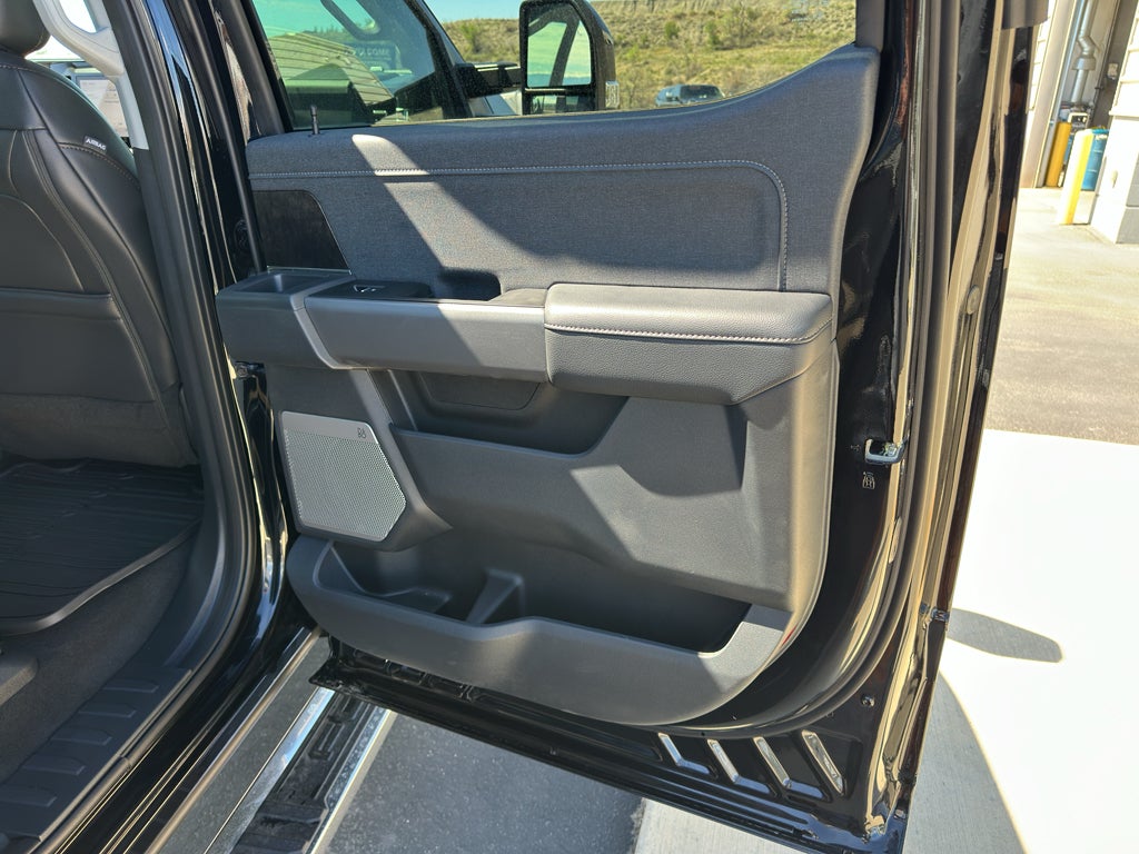 2026 Ford F-350 F-350® Lariat®