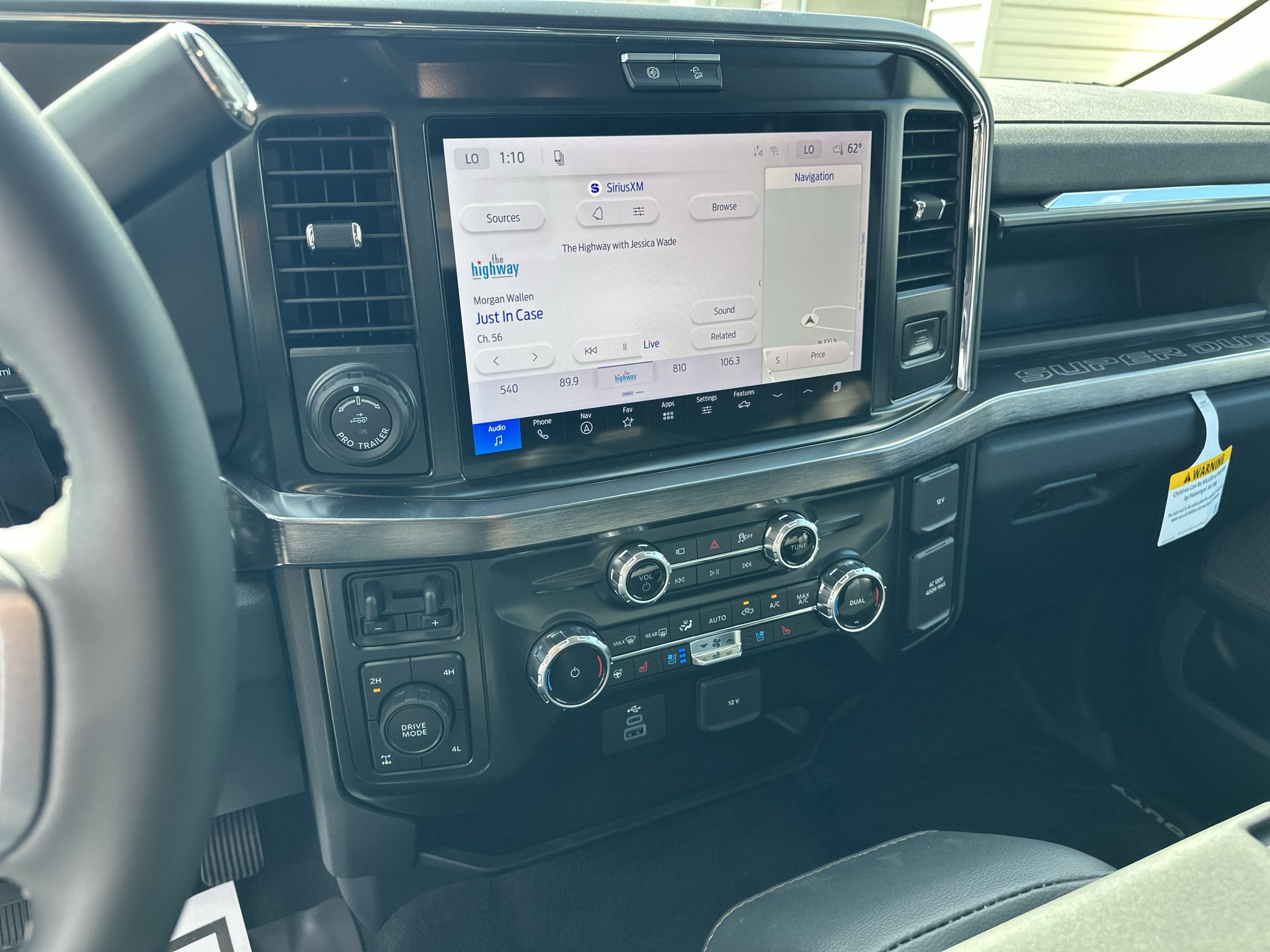 2027 Ford F-350 F-350® Lariat®
