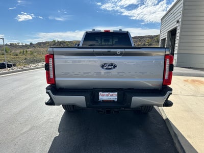2027 Ford F-350 F-350® Lariat®