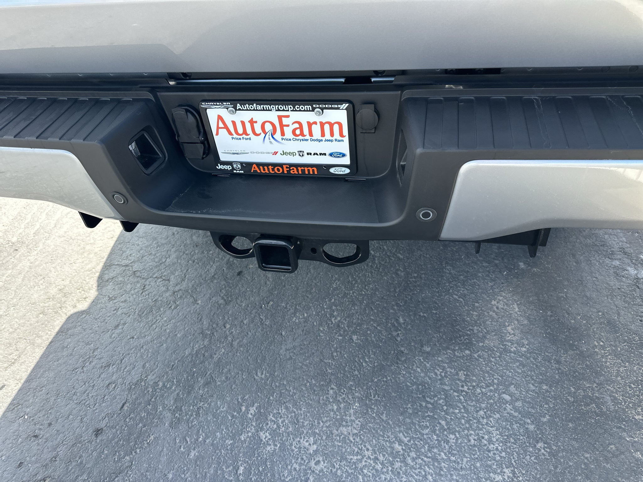 2027 Ford F-350 F-350® Lariat®