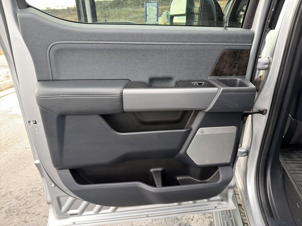 2024 Ford F-350 LARIAT