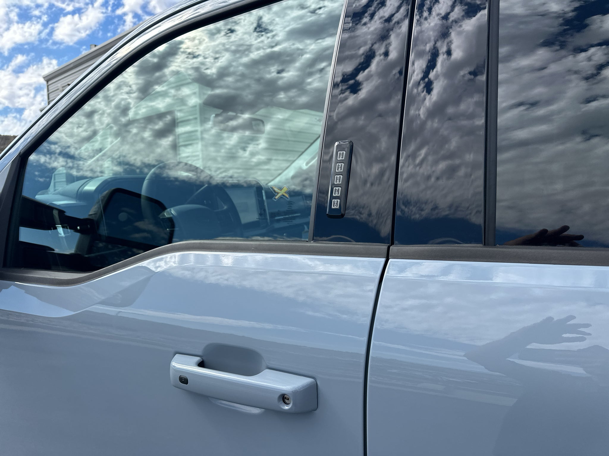 2027 Ford F-350 F-350® Lariat®