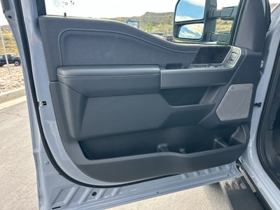 2027 Ford F-350 F-350® Lariat®