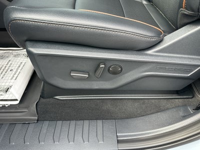 2027 Ford F-350 F-350® Lariat®