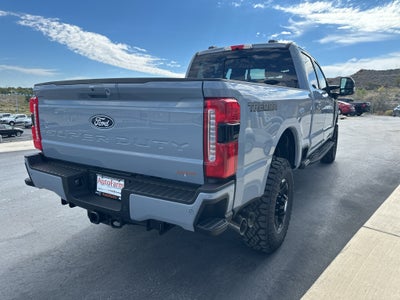 2027 Ford F-350 F-350® Lariat®