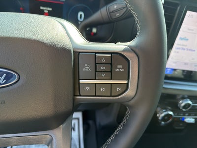 2027 Ford F-350 F-350® Lariat®