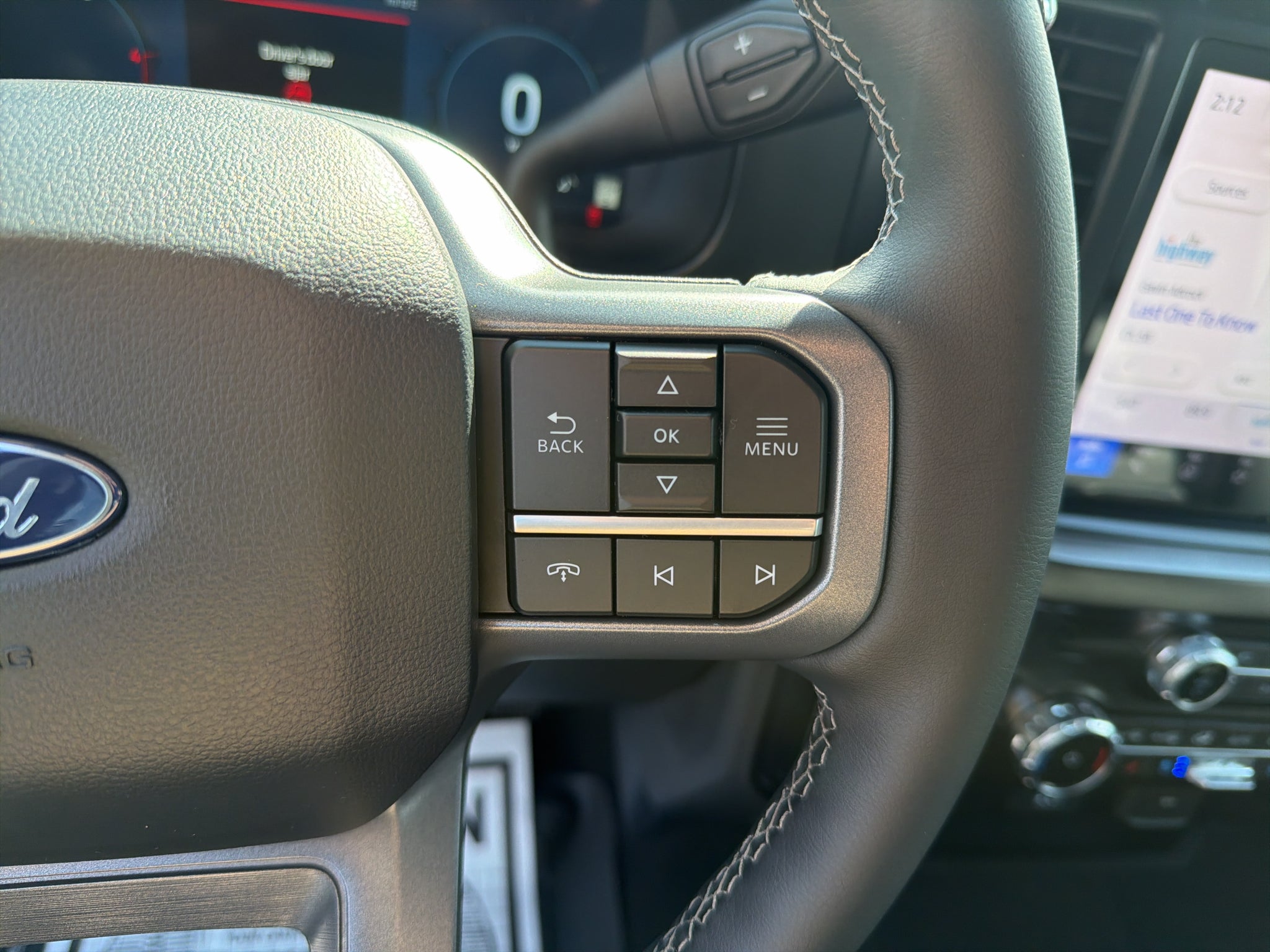 2027 Ford F-350 F-350® Lariat®