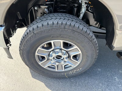 2027 Ford F-350 F-350® Lariat®