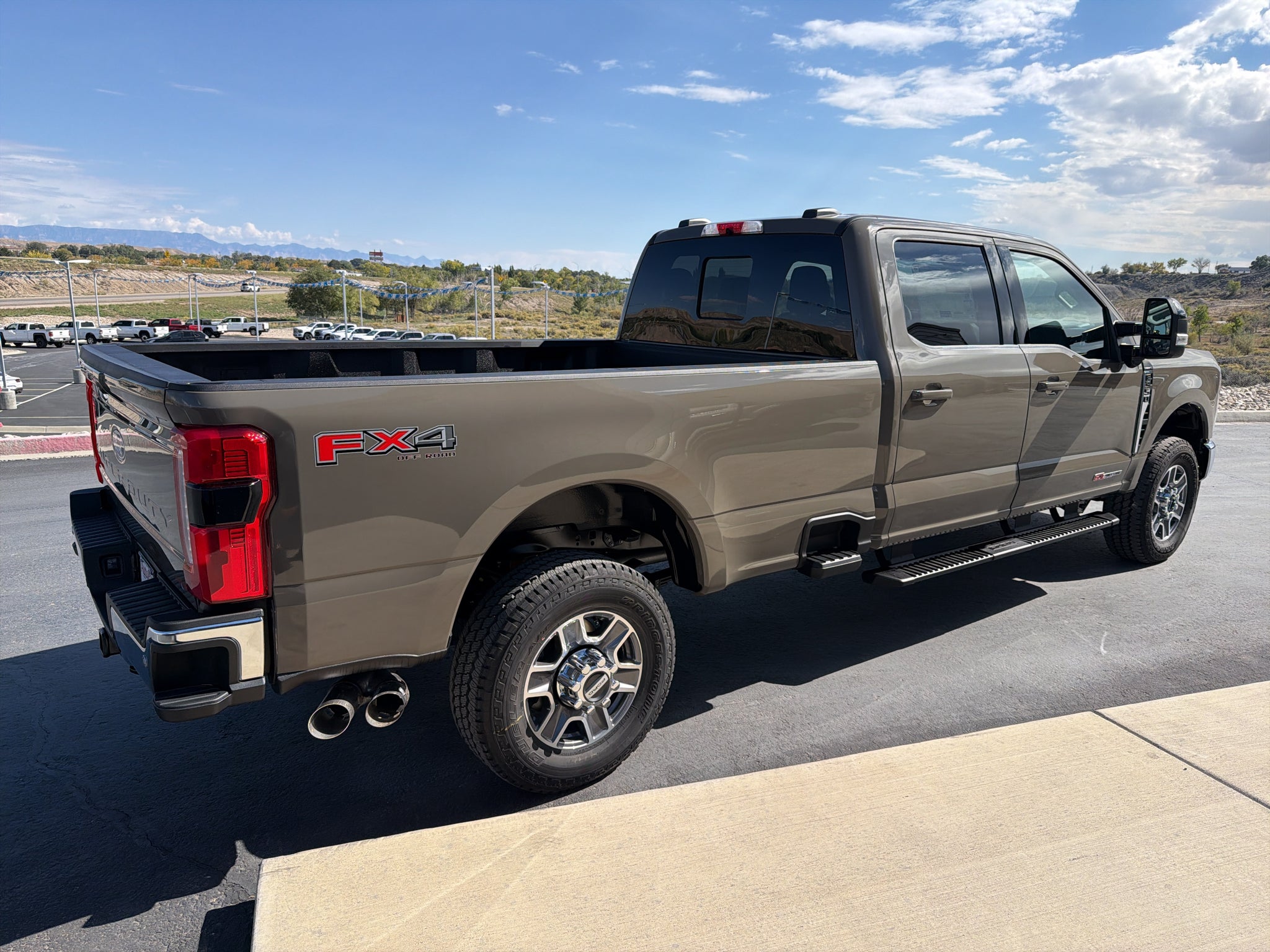 2027 Ford F-350 F-350® Lariat®
