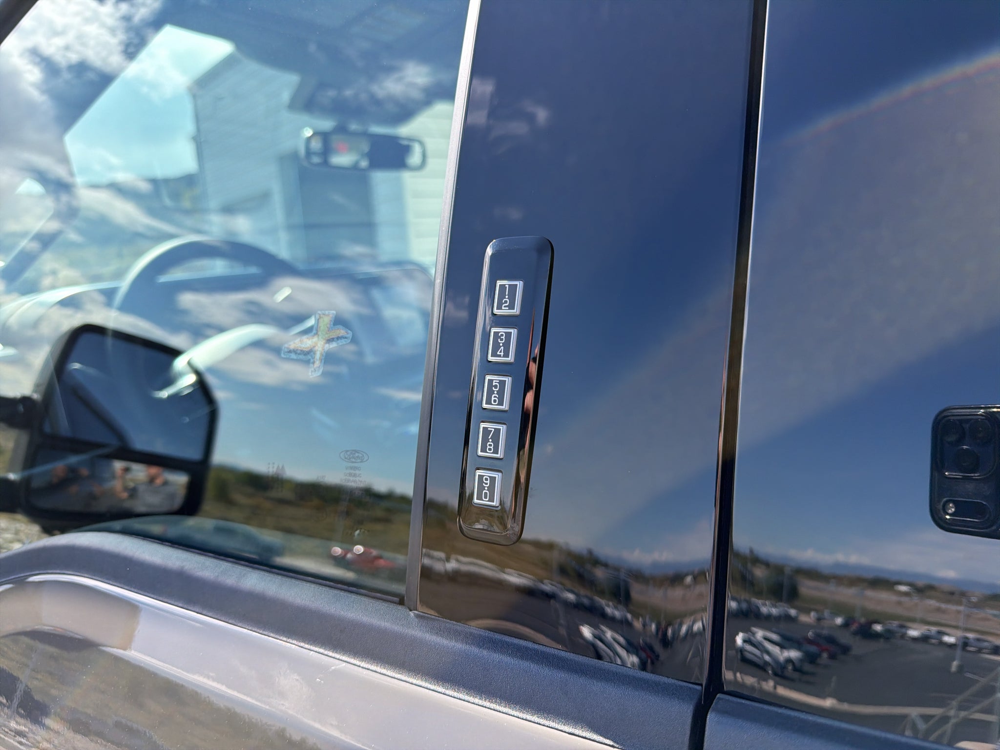 2027 Ford F-350 F-350® Lariat®