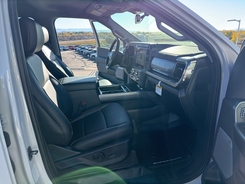 2026 Ford F-350 F-350® Lariat®